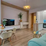 Inspiration Station - My Joyful, Cosy&inviting - Smart Thermostat - Private Parking - Ior Park - Long Term Price Cuts 公寓 布加勒斯特