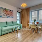 公寓 Inspiration Station - My Joyful, Cosy&inviting - Smart Thermostat - Private Parking - Ior Park - Long Term Price Cuts 布加勒斯特