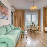 Inspiration Station - My Joyful, Cosy&inviting - Smart Thermostat - Private Parking - Ior Park - Long Term Price Cuts Apartman *