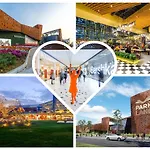 Apartman Inspiration Station - My Joyful, Cosy&inviting - Smart Thermostat - Private Parking - Ior Park - Long Term Price Cuts *