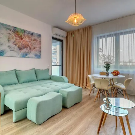 Inspiration Station - My Joyful, Cosy&inviting - Smart Thermostat - Private Parking - Ior Park - Long Term Price Cuts شقة