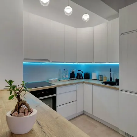 Inspiration Station - My Joyful, Cosy&inviting - Smart Thermostat - Private Parking - Ior Park - Long Term Price Cuts Appartement Boekarest