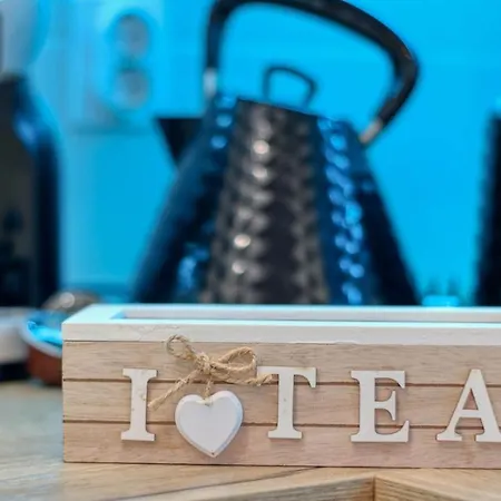 Inspiration Station - My Joyful, Cosy&inviting - Smart Thermostat - Private Parking - Ior Park - Long Term Price Cuts דירה *