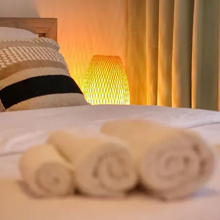 Inspiration Station - My Joyful, Cosy&inviting - Smart Thermostat - Private Parking - Ior Park - Long Term Price Cuts Boekarest