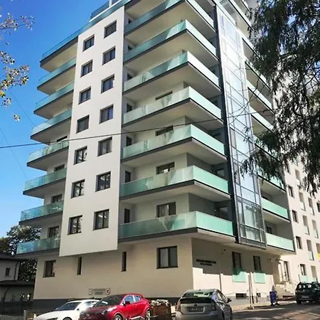 Inspiration Station - My Joyful, Cosy&inviting - Smart Thermostat - Private Parking - Ior Park - Long Term Price Cuts