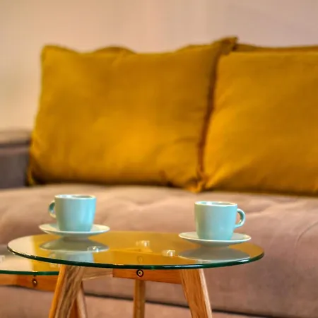 Inspiration Station - My Joyful, Cosy&inviting - Smart Thermostat - Private Parking - Ior Park - Long Term Price Cuts