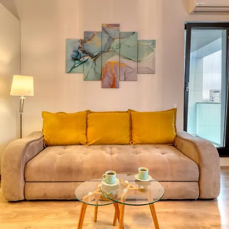 Inspiration Station - My Joyful, Cosy&inviting - Smart Thermostat - Private Parking - Ior Park - Long Term Price Cuts