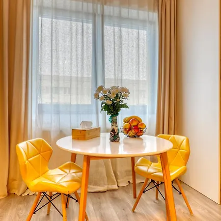 Inspiration Station - My Joyful, Cosy&inviting - Smart Thermostat - Private Parking - Ior Park - Long Term Price Cuts * בוקרשט