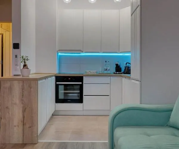 דירה Inspiration Station - My Joyful, Cosy&inviting - Smart Thermostat - Private Parking - Ior Park - Long Term Price Cuts