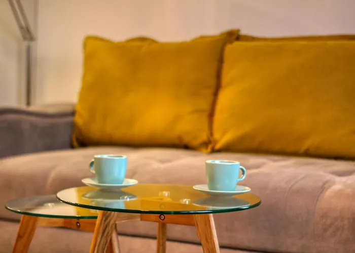 Inspiration Station - My Joyful, Cosy&inviting - Smart Thermostat - Private Parking - Ior Park - Long Term Price Cuts