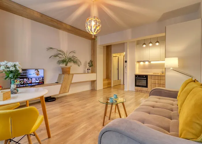 Inspiration Station - My Joyful, Cosy&inviting - Smart Thermostat - Private Parking - Ior Park - Long Term Price Cuts *